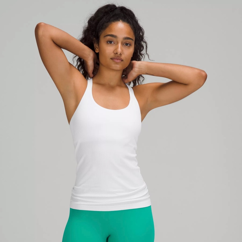 Lululemon Ebb to street tank